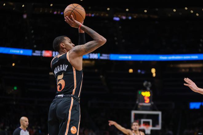 显得尤为重 显得尤为重